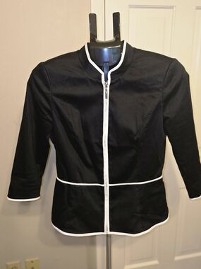 White House Black Market Black Jacket White Trim Zip Sz 4 Peplum
